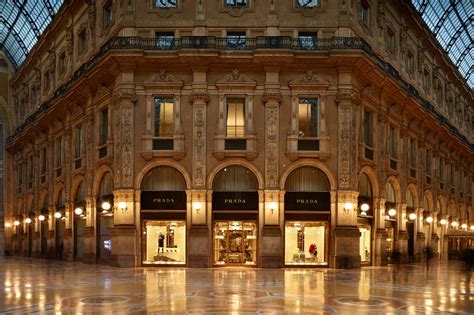 prada milano galleria vittorio emanuele|milano vittorio emanuele.